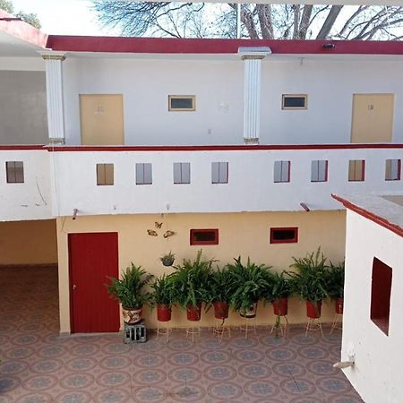 Hotel Rocio Cedral Екстериор снимка