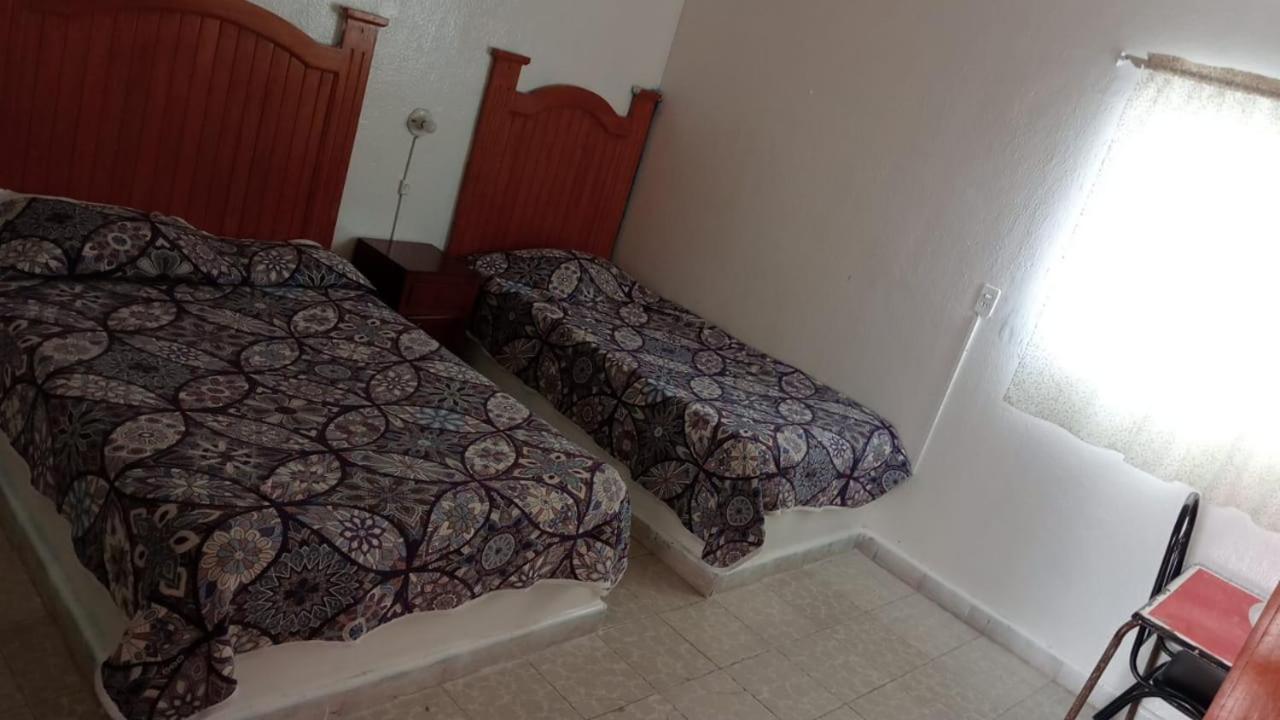 Hotel Rocio Cedral Екстериор снимка