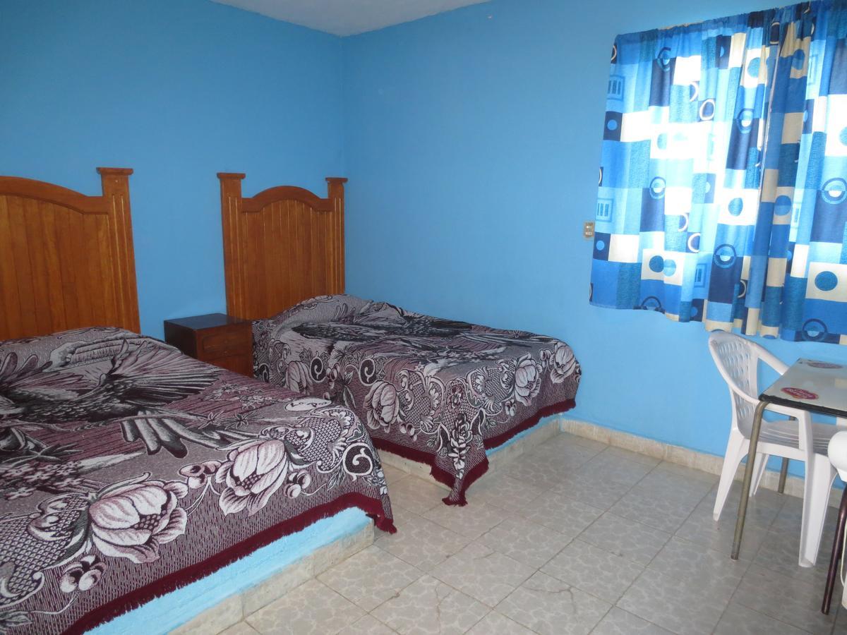Hotel Rocio Cedral Екстериор снимка